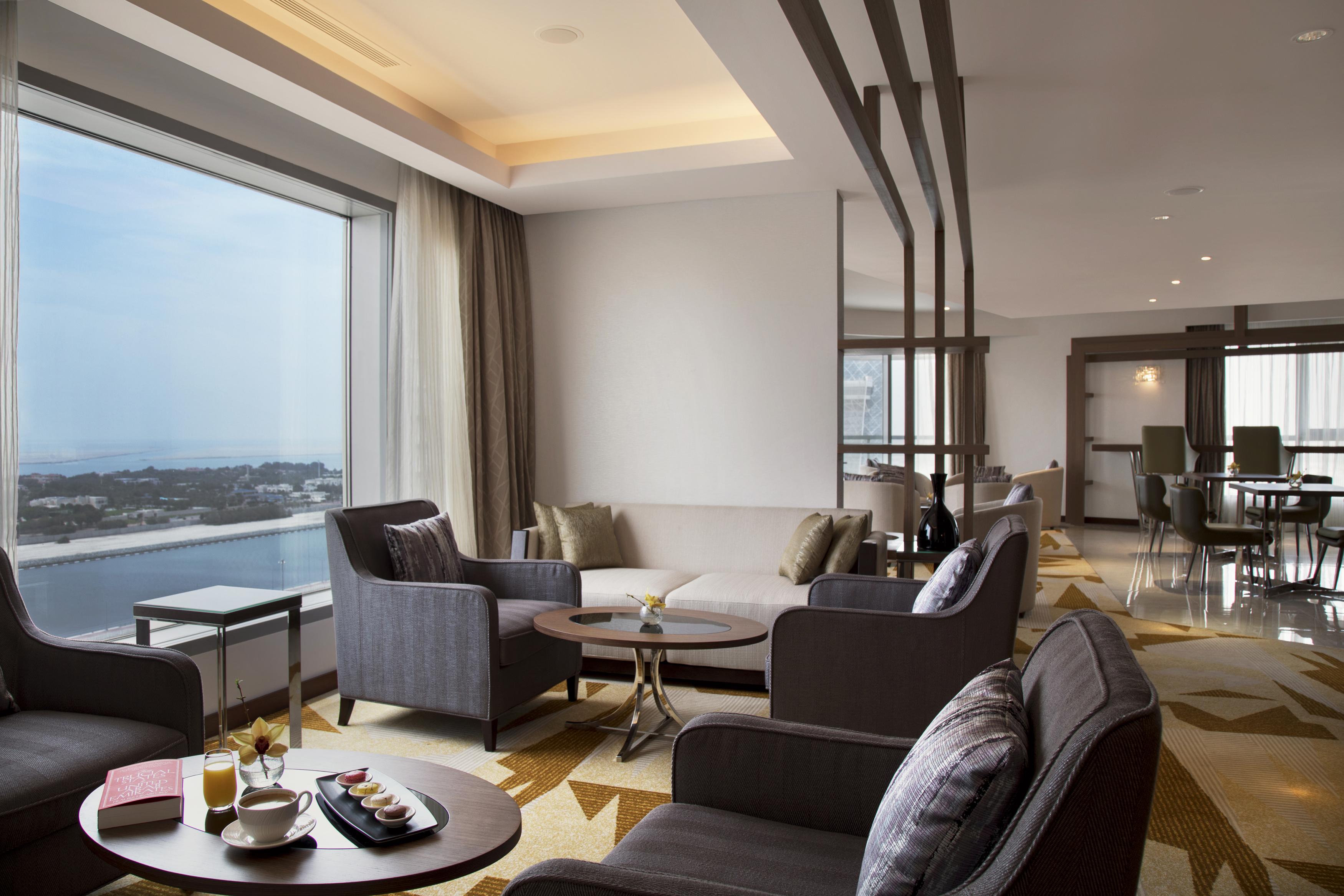 Pearl Rotana Capital Centre Hotel Abu Dhabi Exterior photo